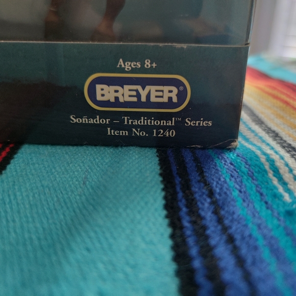 Breyer Horse - Picture 2 of 2
